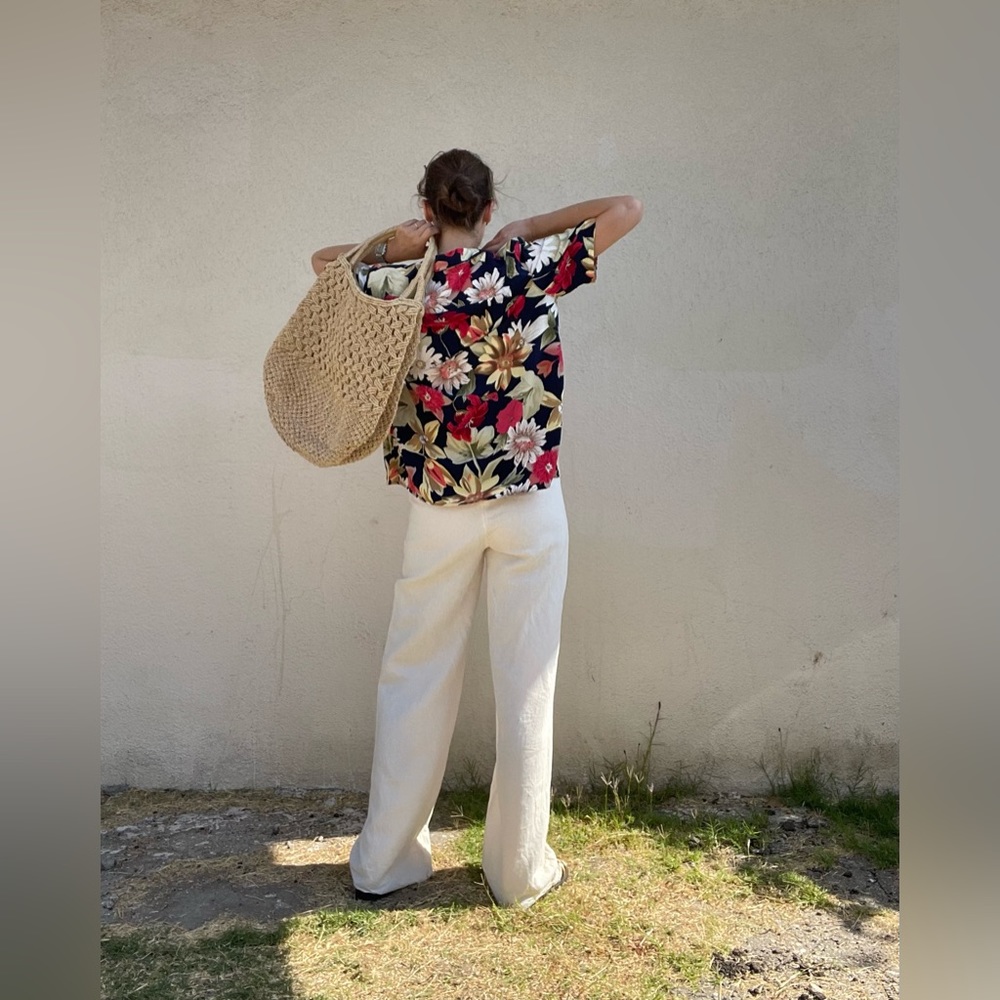 Vintage flower button-up shirt size S